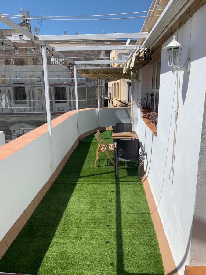 セビリアStunning Attic With Private Terrace And Parking Optionalアパートメント エクステリア 写真